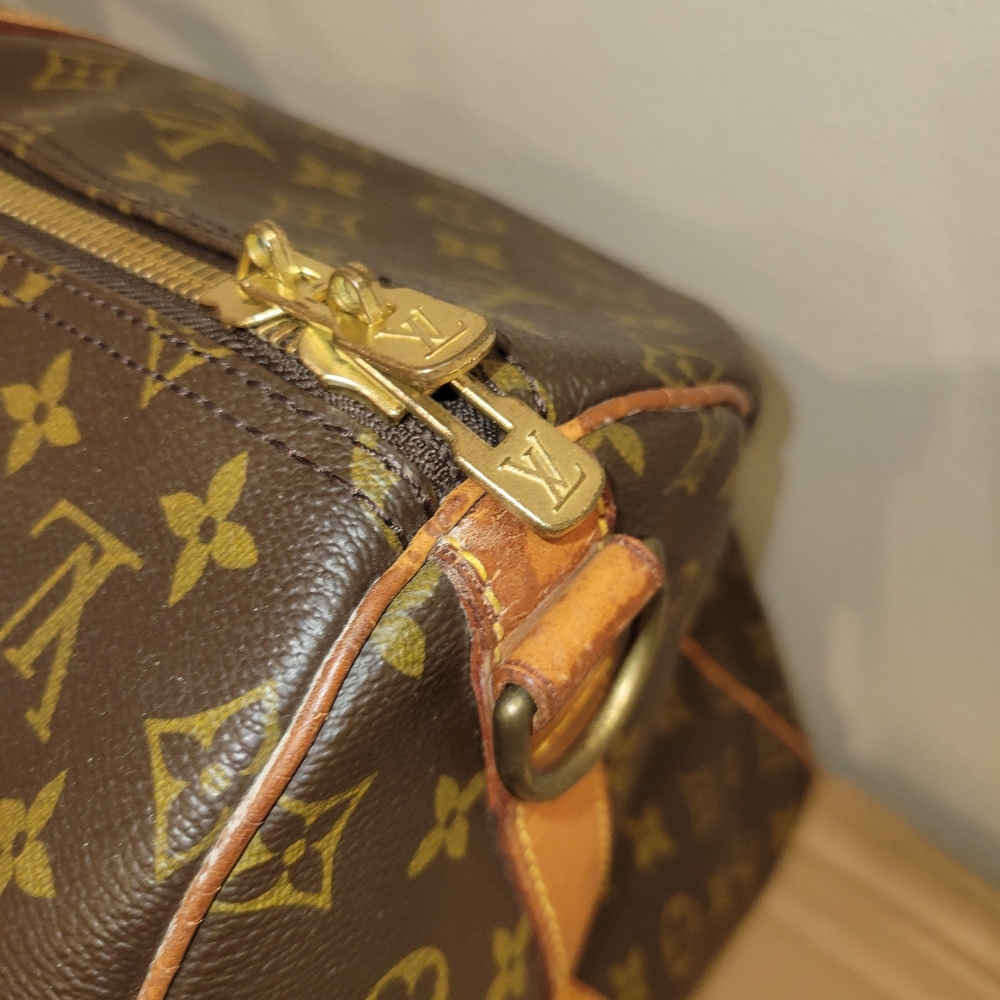 EUC Louis Vuitton Monogram 55 Keepall Bandolier Duffel Bag (No Strap) - Picture 7 of 9